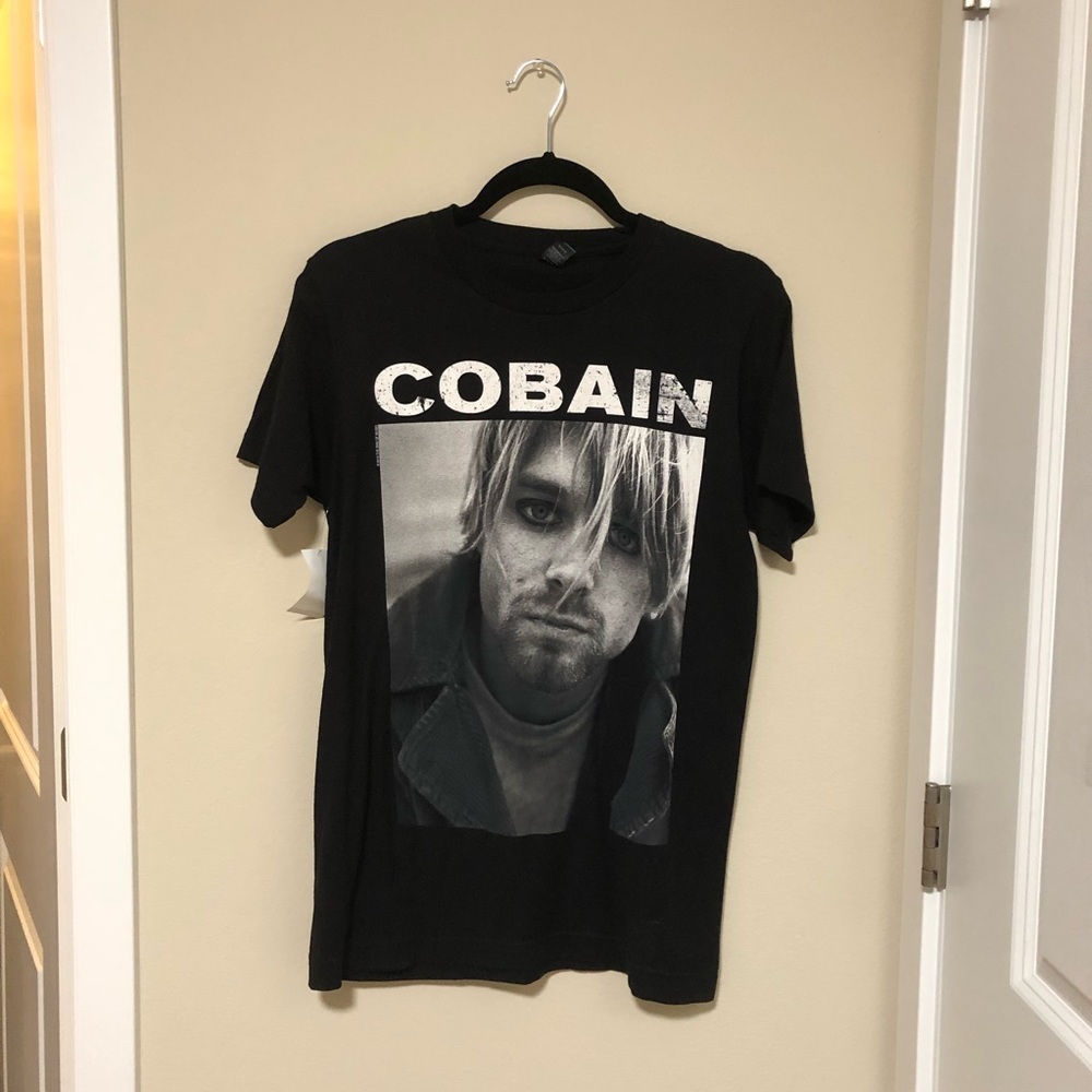 kurt cobain tshirt